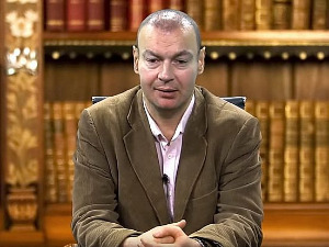 Др Драган Петровић - стручњак за геополитику