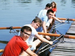 Бал на води
