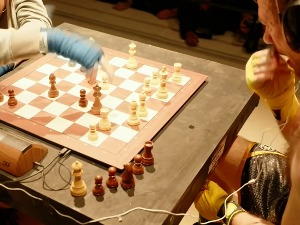Шаховски бокс - победника одлучују мат или нокаут