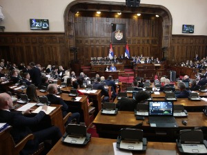 Скупштина Србије о ребалансу буџета, полемика Орлића и посланика опозиције