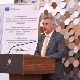 Роде: Апсурдно ризиковати насилну конфронтацију због таблица