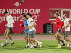 "Орлови" одрадили први тренинг у Дохи