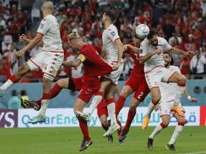 Храбри Тунис "преживео" Данску, прва утакмица без голова у Катару