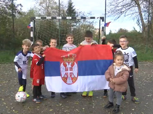 На њихову самбу, ми ћемо коло, кажу навијачи Лознице, Врања, Јагодине и Крагујевца