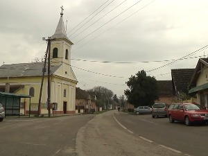 У село Адорјан долази се због хурки и кобасица