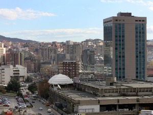 Амбасадори Квинте и ОЕБС поздрављају одлуку о одлагању избора на КиМ