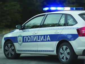 Ухапшен малолетник због сумње да је аутом усмртио девојчицу на пешачком прелазу