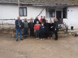 Десеточлана породица са КиМ добиће нову кућу