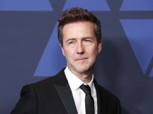 Едвард Нортон открио да му је славна Покахонтас 12. прабака