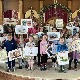Поклони за Божић – уџбеници из Београда стигли у Просвјетине школе