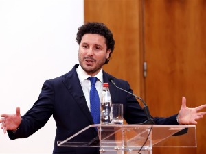 Дритан Абазовић: Објединити ванредне парламентарне и председничке изборе