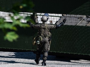 Пуцњава у касарни у Аустрији – убијен један војник, други рањен