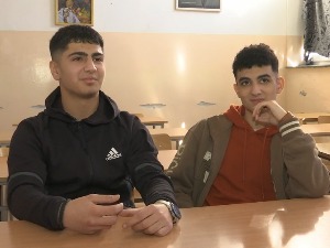 Авганистанац Дауд и Сиријац Халил деле сличну судбину, али и школску клупу у Београду