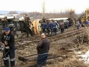 Десет посто возова на српским пругама превози опасне материје, који су узроци честих незгода