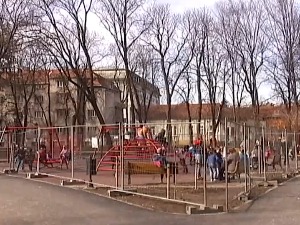 Алиментациони фонд у Србији, идеја стара деценију – докле се стигло у реализацији 
