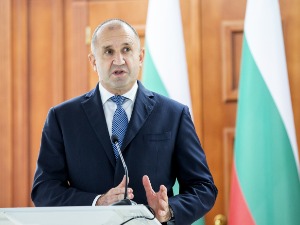 Председник Бугарске распустио скупштину и расписао изборе за 2. април