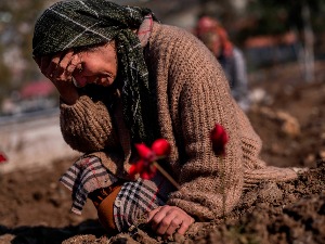 Све мање наде да ће се наћи преживели у Турској и Сирији, тло још подрхтава