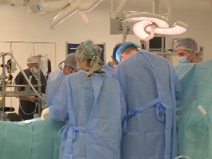 Неки хирурзи обаве 300 операција годишње, други тридесетак – да ли је решење плаћање по учинку