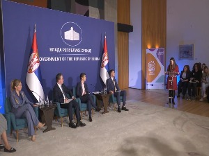 Шта младе у Србији највише брине и како држава да им помогне