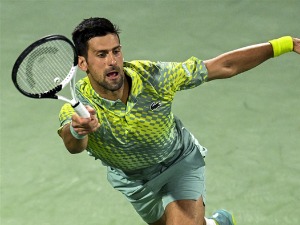 Медведев надиграо Ђоковића и пласирао се у финале Дубаија